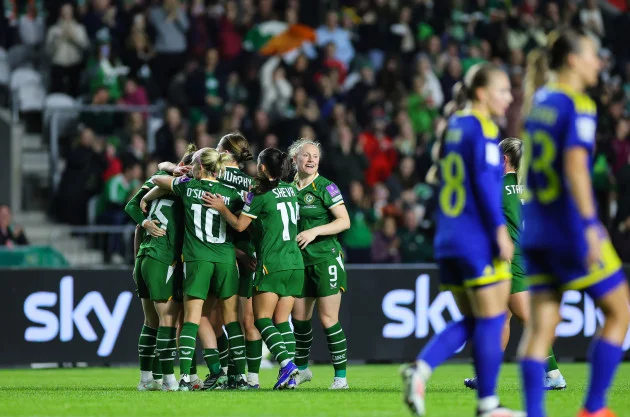 Ireland put four more past Kazakhstan to ease into World Cup play-off final