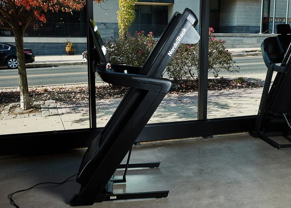nordictrack commercial 1750 folding treadmill nordictrack commercial 1750 folding treadmill