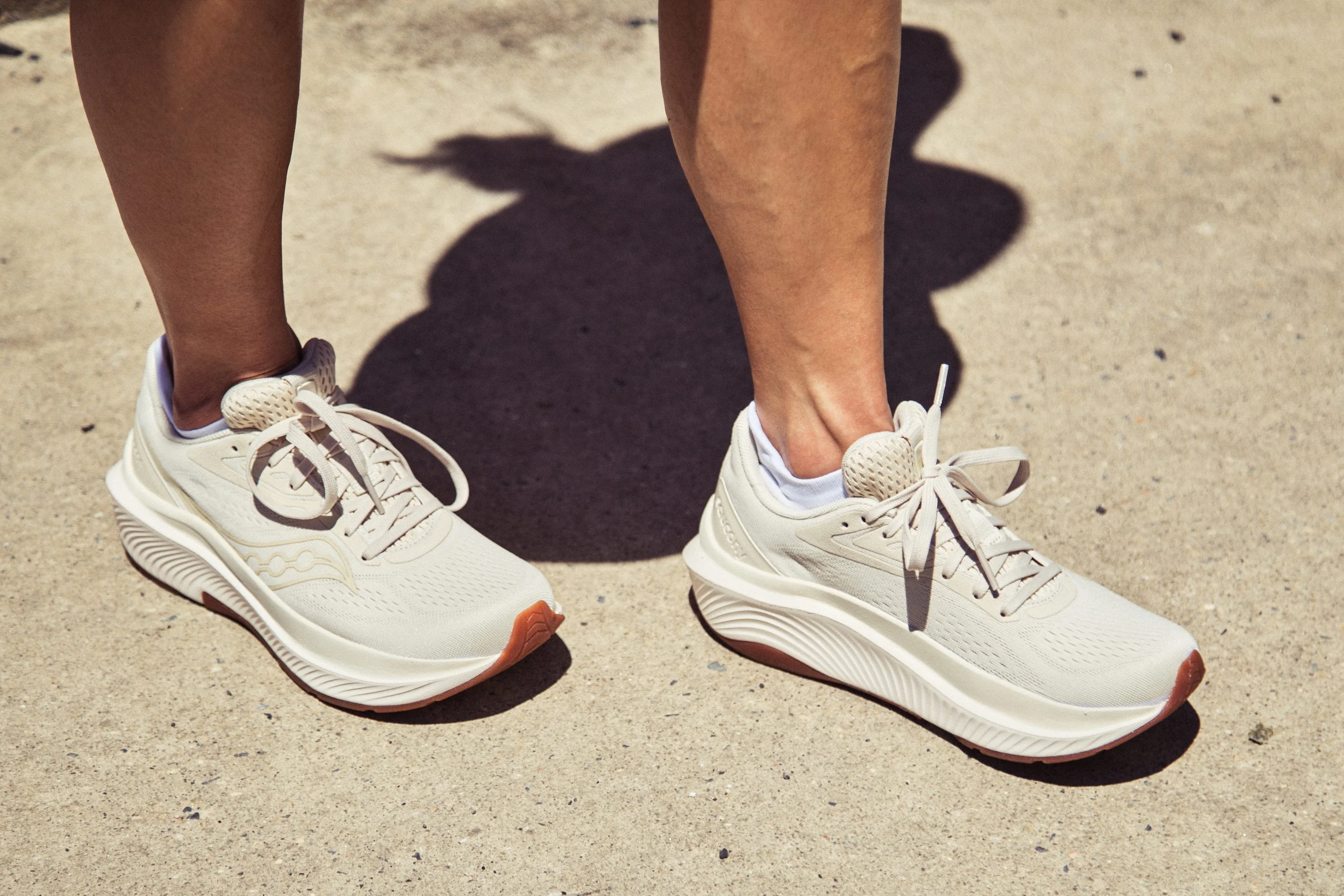 Essential Insights on the Saucony Echelon 10 for Wider Feet